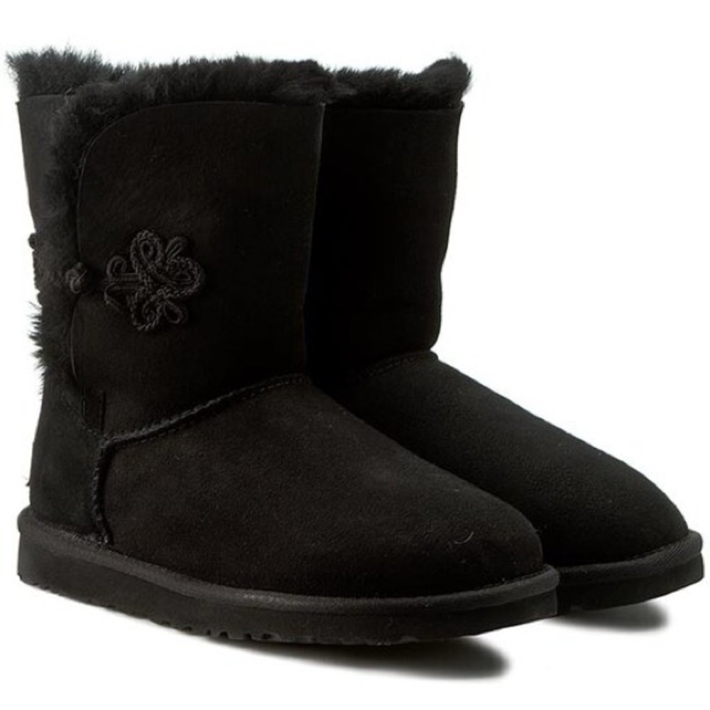 Ugg Bailey Mariko Boots Size 8 in Black